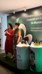 Natura com participação de Maísa